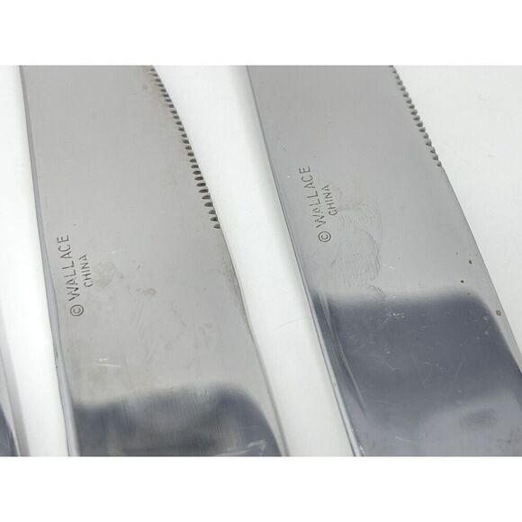 Wallace NAPOLI Glossy Dinner Knives 8 7/8” Stainless Flatware Set Of 4 - Picture 6 of 6